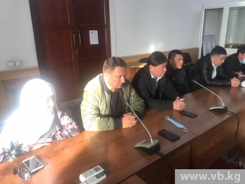 Бизнес требует немедленно открыть "Торугарт" и "Иркештам"