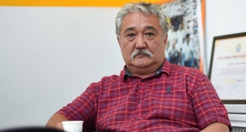 Бакетаев: Со строительных компаний от ремонта Белого дома просят откаты