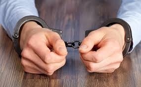 Задержаны прокурор Аламудунского района и его заместитель