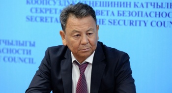 Омурбек Суваналиев: Сооронбай Жээнбеков тоже должен ответить перед законом
