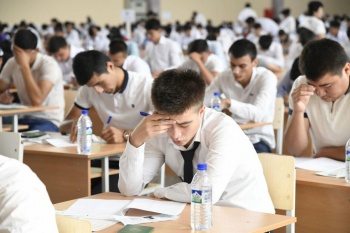 Вузы планируется вернуть к традиционной формы работы после Нового года