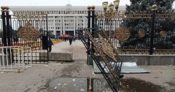 "5 октября в Кыргызстане произошел крах системы политических партий"