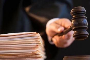 ГКНБ: 6 сотрудникам СКМ УВД Ошской области продлена мера пресечения