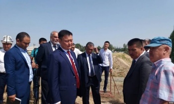 "Лишь одна команда могла качественно решать проблемы с местным населением"