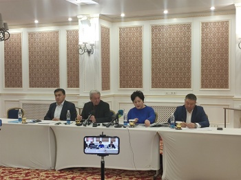 Кандидаты в президенты подписали меморандум о сотрудничестве