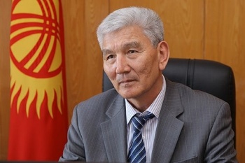 Экс-депутат перечислил обещания "кыргызских фантазёров"