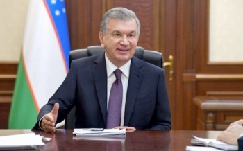 Шавкат Мирзиеев поздравил Садыра Жапарова с победой на выборах