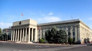 Бизнес-сообщества КР просят сохранить ряд госорганов в правительстве