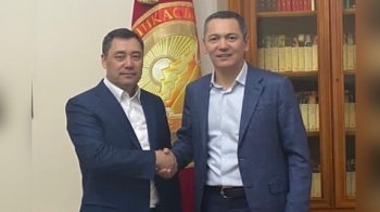 Садыр Жапаров встретился с Омурбеком Бабановым и сыном Графа Токмакского