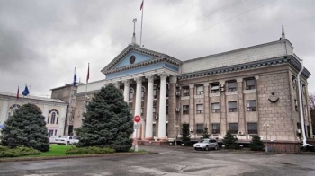 На выборы в Бишкекский горкенеш зарегистрировалось 10 партий