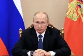Путин назвал миграционную политику чувствительной для экономики России