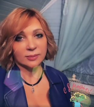 "Солнышки, цветите!" Светлана Назаренко поздравила женщин с 8 Марта!