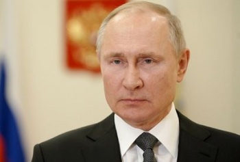 Путин потребовал от чиновников вернуть украденное