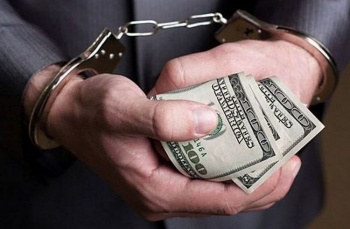 Вымогательство взятки. Задержан следователь Аламудунского ОВД