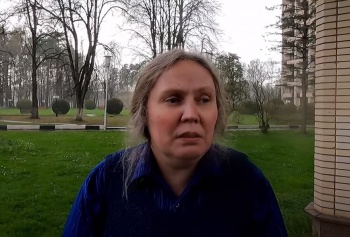 Правозащитница заявила, что в аэропортах КР задерживают граждан РТ