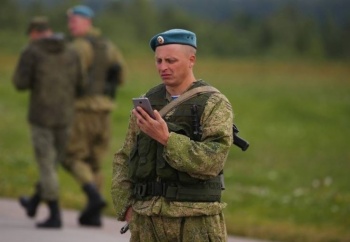 Для российских военных разработают отечественные смартфоны