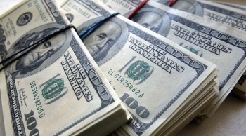 США не пугает отказ России и Китая от доллара