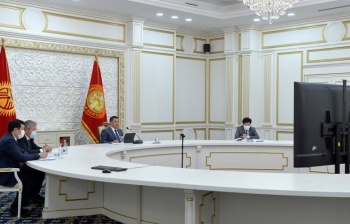 Садыр Жапаров провёл встречу с Президентом ЕБРР  в формате видеоконференции