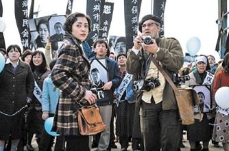 Фотограф и трагедия Минаматы. Рецензия на фильм "Великий"