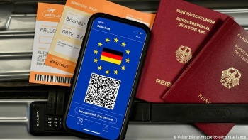 ЕС предложил России взаимное признание электронных сертификатов вакцинации