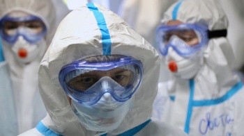 За сутки в Кыргызстане коронавирусом заразились 29 медицинских работников