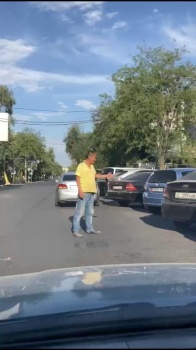 На фото лжепарковщик