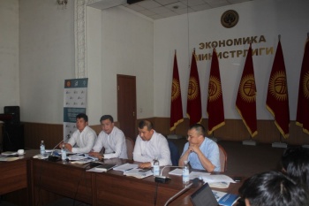В КР на приграничных пунктах предлагают упростить процедуры торговли