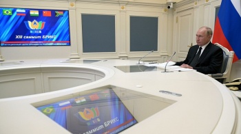Путин: Афганистан не должен оставаться угрозой для окружающих стран