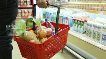 В Бишкеке на среднюю заработную плату можно купить 50 кг говядины