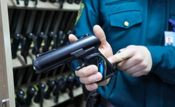 В Узбекистане правоохранители начали использовать шокеры