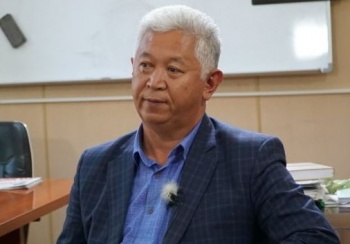 Молдокасымов: Конечно в вопросе Кумтора я поддерживаю действия президента