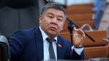 Алмамбет Шыкмаматов освобожден от должности министра инвестиций КР