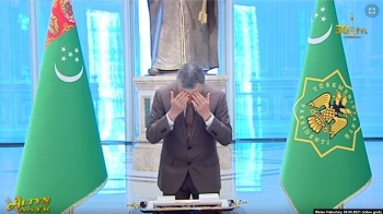 Гурбангулы Бердымухамедов был награжден медалью "Отважный туркмен"