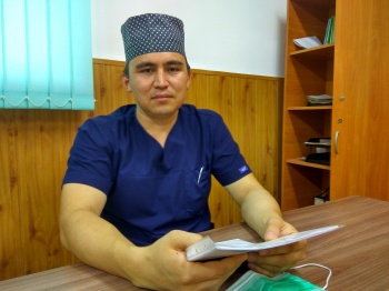 Нейрохирург Каримов: Езда без каски на велосипеде смертельно опасна