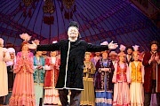 Дни культуры Казахстана в КР завершились с триумфом оперой "Абай"