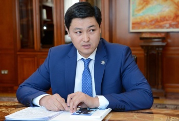 Улукбек Марипов освобожден от исполнения обязанностей председателя кабмина