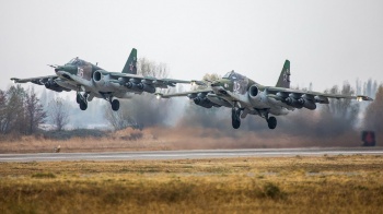 Россия перебазировала четыре Су-25 из Кыргызстана в Таджикистан на учения
