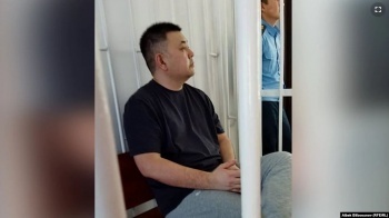 Экс-глава Финполиции Жапыкеев просит Садыра Жапарова отпустить Аспекова