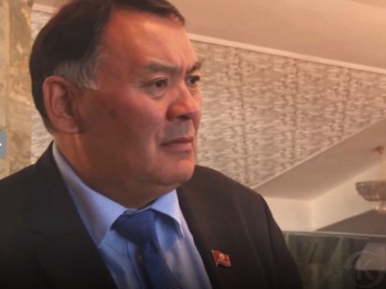 ГКНБ: Сват Камчыбека Жолдошбаева был задержан с поличным
