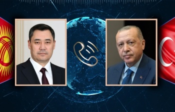 Президент Садыр Жапаров провел телефонный разговор с президентом Турции