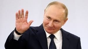 Владимир Путин поздравил Садыра Жапарова и кыргызстанцев с Новым годом