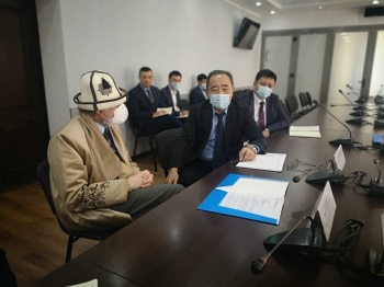 В КР внедрят новую модель преодоления бедности – "Продукты в обмен на труд"