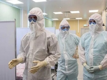 За сутки в Кыргызстане коронавирусом заразились 12 медиков