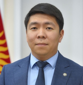 Пресс-секретарь президента опроверг информацию о смене главы кабмина