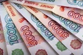 В Узбекистане население начало активно скупать рубли в банках
