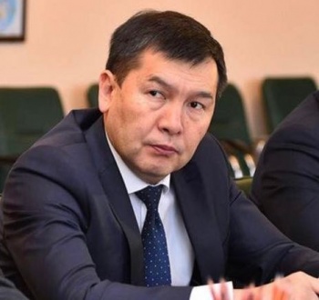 Идрис Кадыркулов вручил копии верительных грамот представителю МИД Украины