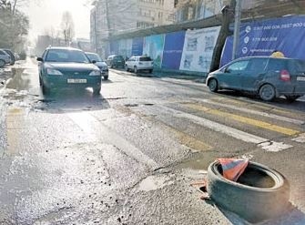 Мэрии на заметку: дырку залатали бубликом