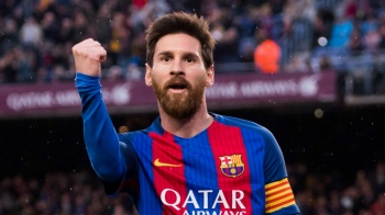 Месси стал лучшим футболистом XXI века по версии FourFourTwo