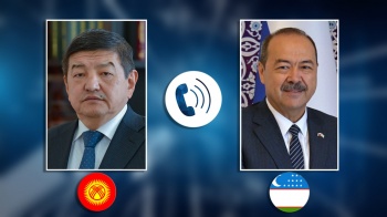 Состоялся телефонный разговор Акылбека Жапарова с Абдуллой Ариповым