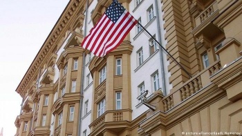 В Думе оценили последствия в случае взаимного закрытия посольств США и РФ